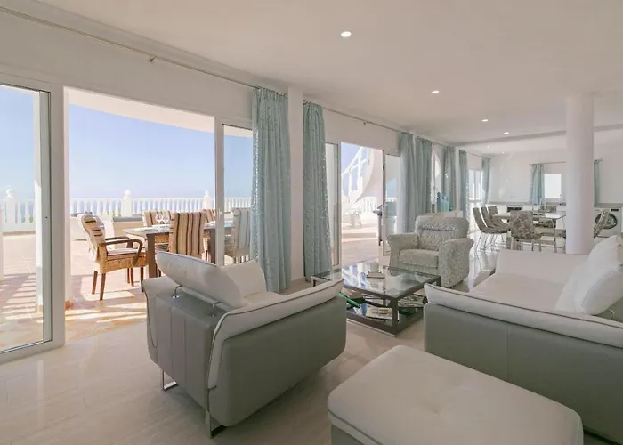 Вилла Panoramica Адехе