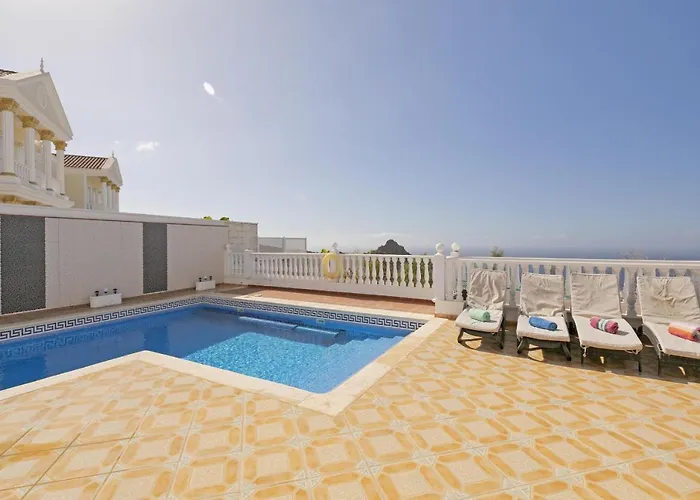 Panoramica Вилла Адехе