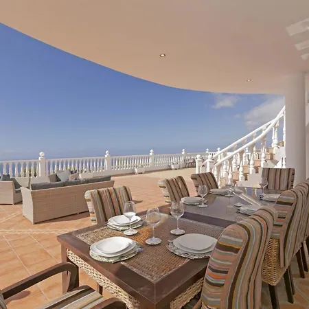 Вилла Panoramica Адехе