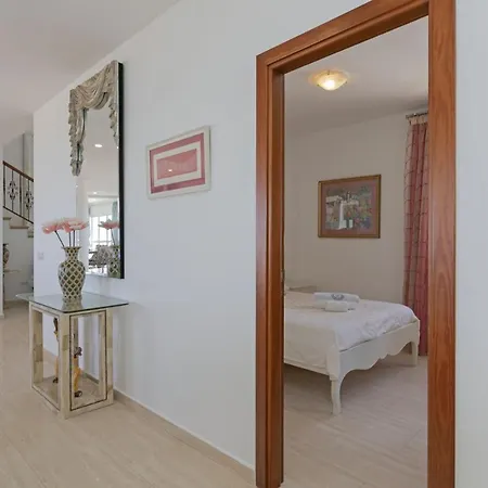 Panoramica Вилла *